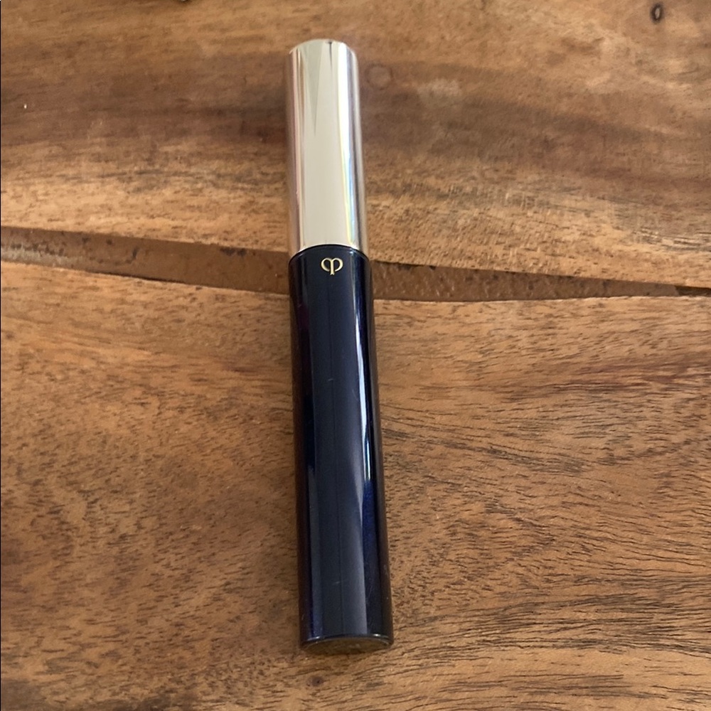 Clé de Peau Beauté Mascara in Elegant Black
